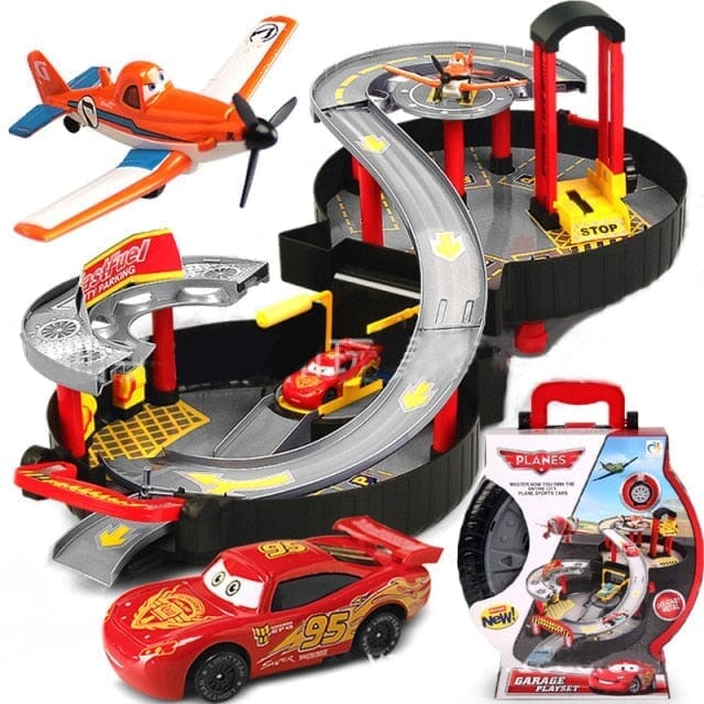 Pista Esportiva Com Maleta - Tema Carros Pista Esportiva -brin-192 VF Villa Kids 